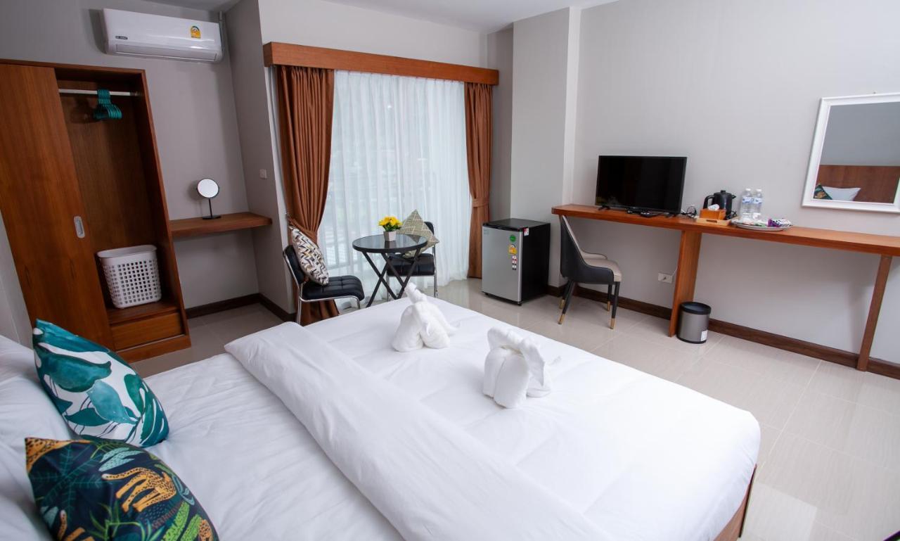 The Brown Boutique Patong Hotel Exterior photo